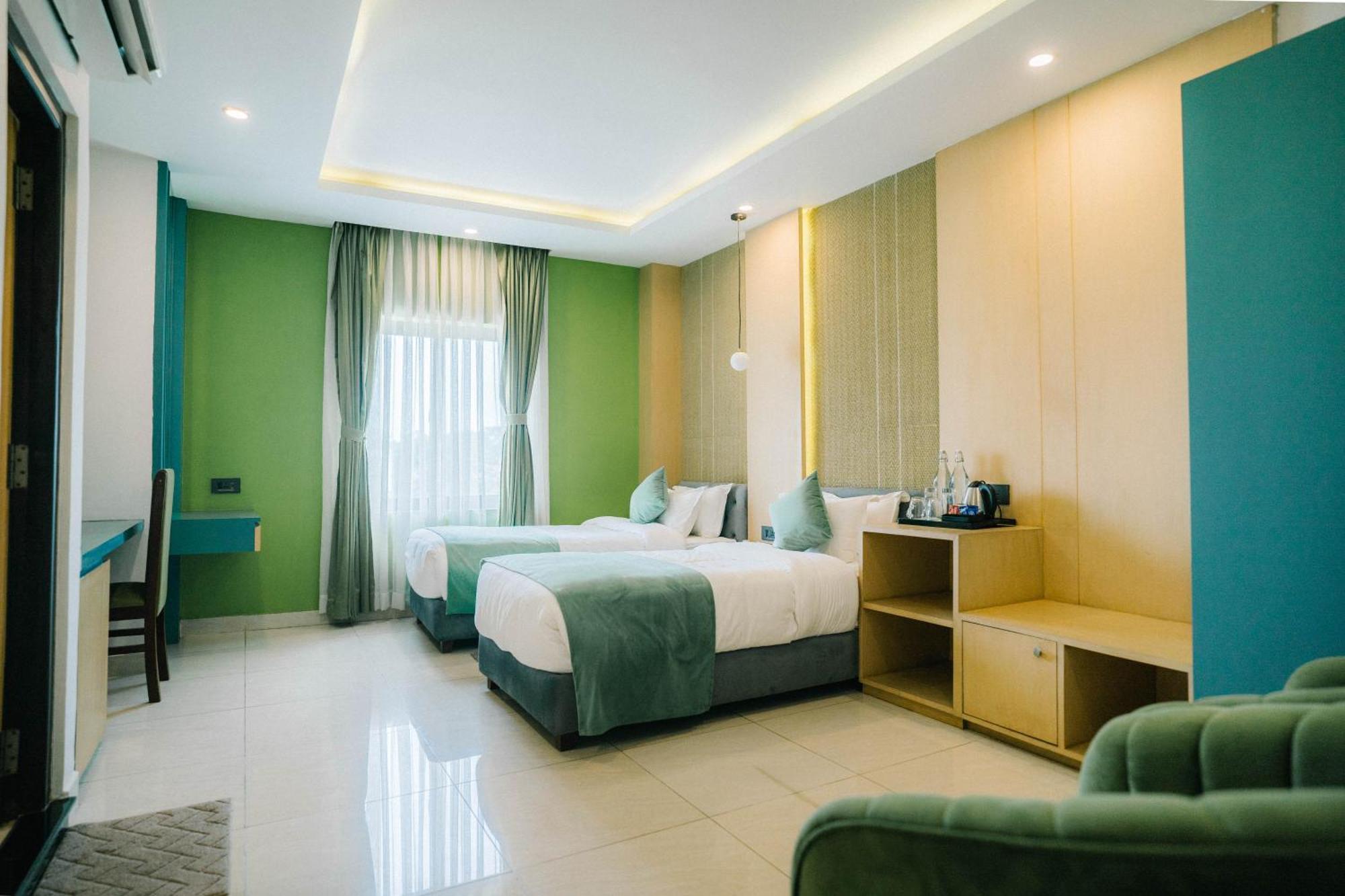 Hotel Aikawa Sauraha Eksteriør billede